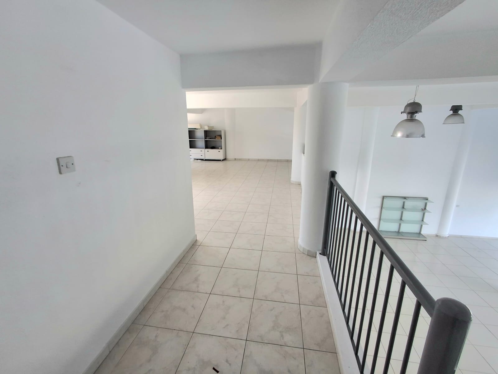 Commercial properties 220 m² for rent in Aradippou - Apostolos Loukas, Larnaca