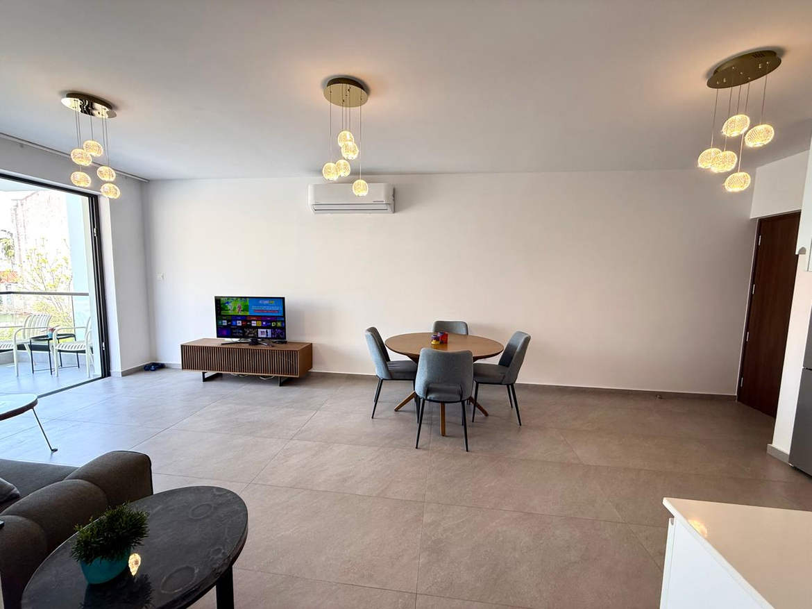 2-спальная апартаменты в аренду 87 м² в Larnaka - Makenzy, Larnaca